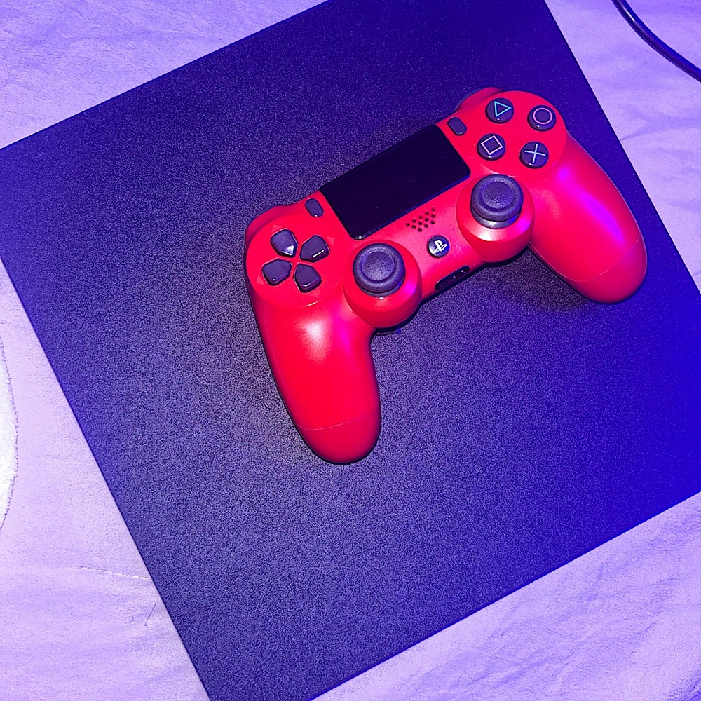 PS4 +controller+controller charger